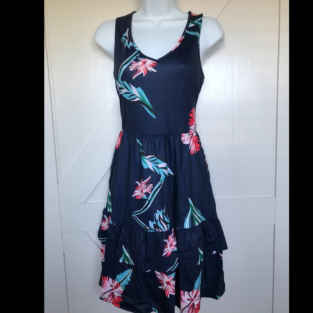 Floral dress w pockets - Picture 5 of 6